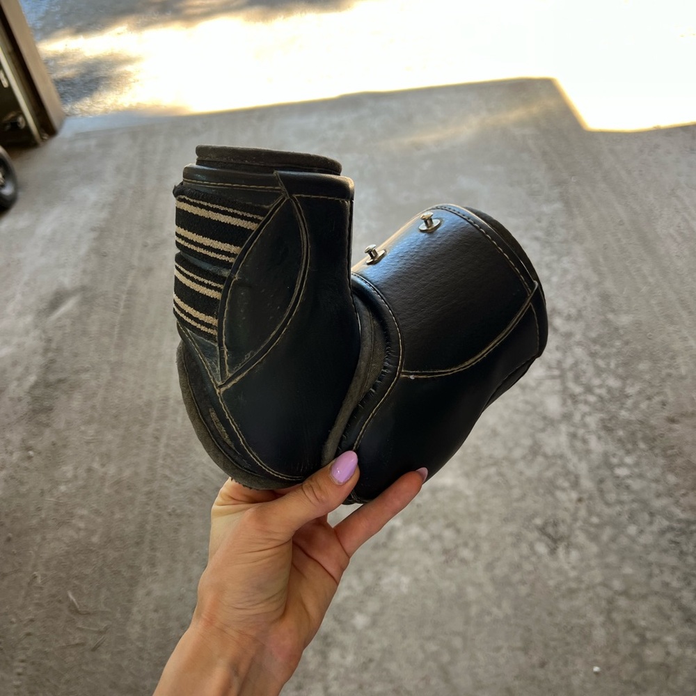 Equifit d-teq hind boots